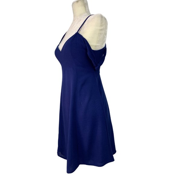 ASTR the Label Sweetheart Mini Dress Tie Shoulder Blue Size Small - Picture 3 of 10